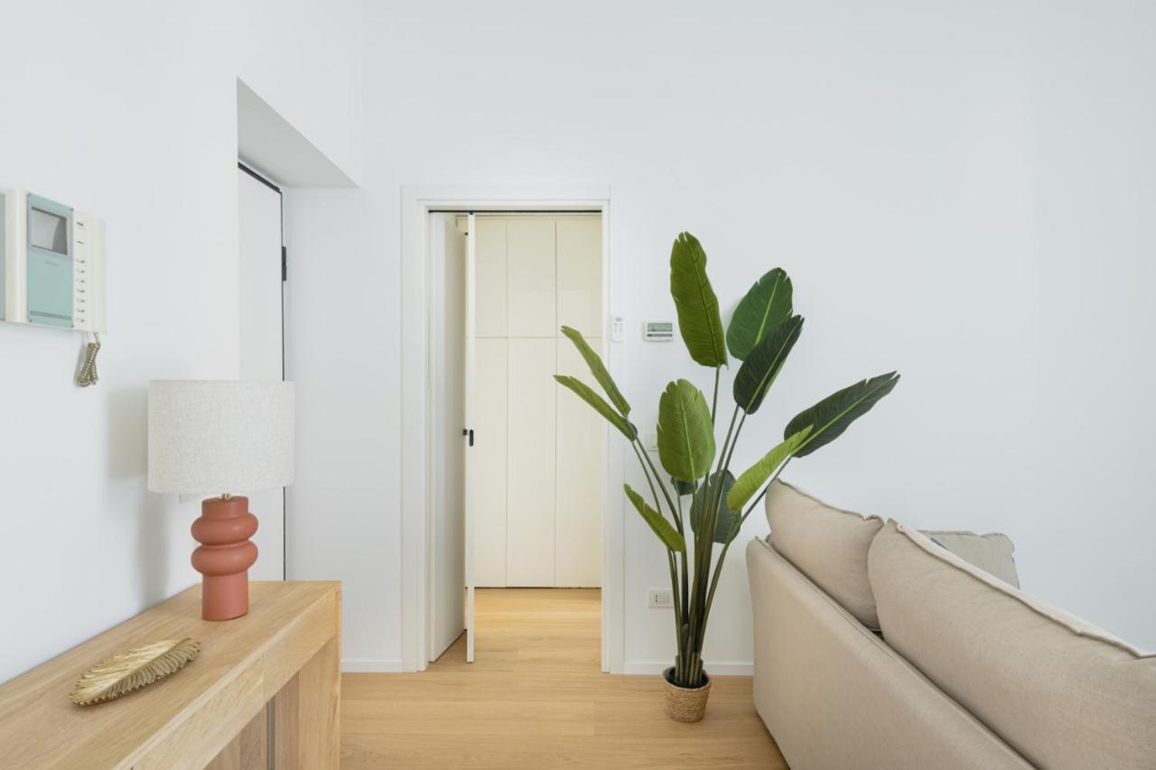 Easylife - Romantico Appartamento Sui Navigli Mailand Exterior foto